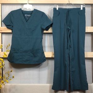 Preowned 1 Set Grey’s Anatomy Scrubs